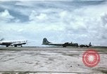 Standbild B-29s Betrieb von Marianen Marianen, 1945, aus Sekunde 13 historischem Filmmaterial Videoclip 65675034500