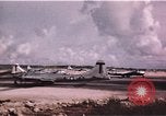 Standbild B-29s Betrieb von Marianen Marianen, 1945, aus Sekunde 21 historischem Filmmaterial Videoclip 65675034500