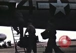Standbild B-29s Betrieb von Marianen Marianen, 1945, aus Sekunde 37 historischem Filmmaterial Videoclip 65675034500