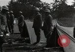 Standbild 42 Division encampment Ersten Weltkrieg Baccarat Frankreich, 1918, aus Sekunde 32 historischem Filmmaterial Videoclip 65675034505