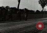 Standbild US Army 42nd Infantry Division und Tank Ersten Weltkrieg Saint Mihiel Frankreich, 1918, aus Sekunde 44 historischem Filmmaterial Videoclip 65675034506