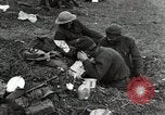 Image US Army 42e Division des soldats en Première Guerre Mondiale Mihiel  Saint France, 1918, de la seconde 30 séquences d'archives historiques vidéo 65675034507