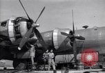 Immagine di Croce Rossa Tinian Island Isole Marianne, 1945, secondo 16 filmato di repertorio 65675034515