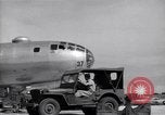 Immagine di Croce Rossa Tinian Island Isole Marianne, 1945, secondo 26 filmato di repertorio 65675034515