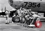 Standbild B-29 "Dave's Dream" Roswell New Mexico USA, 1946, aus Sekunde 43 historischem Filmmaterial Videoclip 65675034519