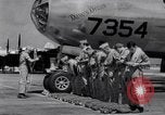 Standbild B-29 "Dave's Dream" Roswell New Mexico USA, 1946, aus Sekunde 57 historischem Filmmaterial Videoclip 65675034519