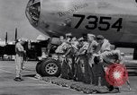 Standbild B-29 "Dave's Dream" Roswell New Mexico USA, 1946, aus Sekunde 61 historischem Filmmaterial Videoclip 65675034519