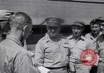 Standbild US-Major General Curtis Lemay Marshall Inseln, 1946, aus Sekunde 30 historischem Filmmaterial Videoclip 65675034524