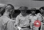 Standbild US-Major General Curtis Lemay Marshall Inseln, 1946, aus Sekunde 32 historischem Filmmaterial Videoclip 65675034524