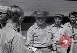 Standbild US-Major General Curtis Lemay Marshall Inseln, 1946, aus Sekunde 34 historischem Filmmaterial Videoclip 65675034524
