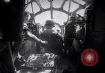 Standbild B-29 "Dave's Dream" Bikini Atoll, 1946, aus Sekunde 29 historischem Filmmaterial Videoclip 65675034525