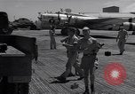 Immagine di Un campione d'aria equipaggiamento rimosso Eniwetak atollo delle Isole Marshall, 1946, secondo 54 filmato di repertorio 65675034533