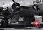 Standbild B-17 Drohnen Eniwetak Atoll Marshall Islands, 1946, aus Sekunde 21 historischem Filmmaterial Videoclip 65675034534
