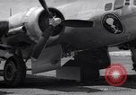 Standbild B-17 Drohnen Eniwetak Atoll Marshall Islands, 1946, aus Sekunde 26 historischem Filmmaterial Videoclip 65675034534