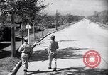 Standbild US Soldaten in Japan Hachioji Japan, 1945, aus Sekunde 11 historischem Filmmaterial Videoclip 65675034536