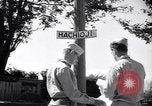 Standbild US Soldaten in Japan Hachioji Japan, 1945, aus Sekunde 19 historischem Filmmaterial Videoclip 65675034536