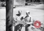 Standbild US Soldaten in Japan Hachioji Japan, 1945, aus Sekunde 25 historischem Filmmaterial Videoclip 65675034536