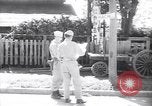 Standbild US Soldaten in Japan Hachioji Japan, 1945, aus Sekunde 36 historischem Filmmaterial Videoclip 65675034536