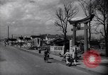 Standbild US Soldaten in Japan Hachioji Japan, 1945, aus Sekunde 46 historischem Filmmaterial Videoclip 65675034536