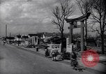 Standbild US Soldaten in Japan Hachioji Japan, 1945, aus Sekunde 48 historischem Filmmaterial Videoclip 65675034536