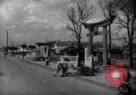 Standbild US Soldaten in Japan Hachioji Japan, 1945, aus Sekunde 49 historischem Filmmaterial Videoclip 65675034536
