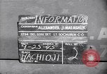 Standbild Mensch mit seinem Bullock Warenkorb Hachioji Japan, 1945, aus Sekunde 3 historischem Filmmaterial Videoclip 65675034537