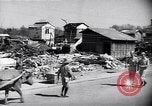 Standbild Mensch mit seinem Bullock Warenkorb Hachioji Japan, 1945, aus Sekunde 8 historischem Filmmaterial Videoclip 65675034537