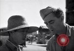 Standbild Mensch mit seinem Bullock Warenkorb Hachioji Japan, 1945, aus Sekunde 41 historischem Filmmaterial Videoclip 65675034537