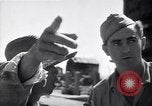 Standbild Mensch mit seinem Bullock Warenkorb Hachioji Japan, 1945, aus Sekunde 46 historischem Filmmaterial Videoclip 65675034537