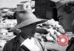 Standbild Mensch mit seinem Bullock Warenkorb Hachioji Japan, 1945, aus Sekunde 53 historischem Filmmaterial Videoclip 65675034537