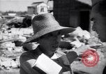 Standbild Mensch mit seinem Bullock Warenkorb Hachioji Japan, 1945, aus Sekunde 56 historischem Filmmaterial Videoclip 65675034537