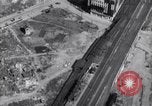 Immagine di Vedute aeree di guerra la distruzione di Tokyo Tokyo Giappone, 1945, secondo 24 filmato di repertorio 65675034540