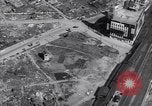 Immagine di Vedute aeree di guerra la distruzione di Tokyo Tokyo Giappone, 1945, secondo 25 filmato di repertorio 65675034540