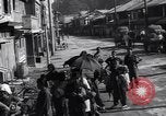 Immagine di Civili giapponesi Chichibu Honshu Giappone, 1945, secondo 37 filmato di repertorio 65675034544