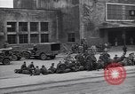 Standbild 32 Division Sasebo Japan, 1945, aus Sekunde 10 historischem Filmmaterial Videoclip 65675034562