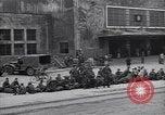 Standbild 32 Division Sasebo Japan, 1945, aus Sekunde 11 historischem Filmmaterial Videoclip 65675034562