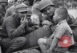 Standbild 32 Division Sasebo Japan, 1945, aus Sekunde 20 historischem Filmmaterial Videoclip 65675034562