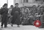 Standbild 32 Division Sasebo Japan, 1945, aus Sekunde 27 historischem Filmmaterial Videoclip 65675034562