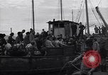 Standbild Japanisch Rückkehr Fukuoka Japan, 1945, aus Sekunde 4 historischem Filmmaterial Videoclip 65675034563