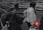 Standbild Japanisch Rückkehr Fukuoka Japan, 1945, aus Sekunde 20 historischem Filmmaterial Videoclip 65675034563