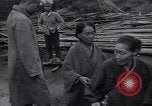 Standbild Japanisch Rückkehr Fukuoka Japan, 1945, aus Sekunde 23 historischem Filmmaterial Videoclip 65675034563