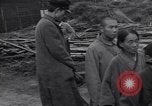 Standbild Japanisch Rückkehr Fukuoka Japan, 1945, aus Sekunde 25 historischem Filmmaterial Videoclip 65675034563