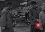 Standbild Japanisch Rückkehr Fukuoka Japan, 1945, aus Sekunde 26 historischem Filmmaterial Videoclip 65675034563