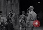 Standbild Japanisch Rückkehr Fukuoka Japan, 1945, aus Sekunde 38 historischem Filmmaterial Videoclip 65675034563