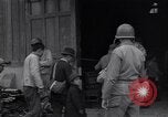 Standbild Japanisch Rückkehr Fukuoka Japan, 1945, aus Sekunde 39 historischem Filmmaterial Videoclip 65675034563