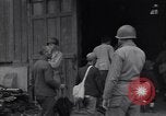 Standbild Japanisch Rückkehr Fukuoka Japan, 1945, aus Sekunde 42 historischem Filmmaterial Videoclip 65675034563