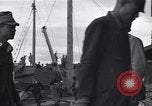 Standbild Japanisch Rückkehr Fukuoka Japan, 1945, aus Sekunde 51 historischem Filmmaterial Videoclip 65675034563