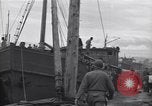 Standbild Japanisch Rückkehr Fukuoka Japan, 1945, aus Sekunde 61 historischem Filmmaterial Videoclip 65675034563