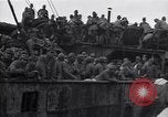 Standbild Japanisch Rückkehr Fukuoka Japan, 1945, aus Sekunde 29 historischem Filmmaterial Videoclip 65675034564