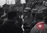 Standbild Japanisch Rückkehr Fukuoka Japan, 1945, aus Sekunde 44 historischem Filmmaterial Videoclip 65675034564